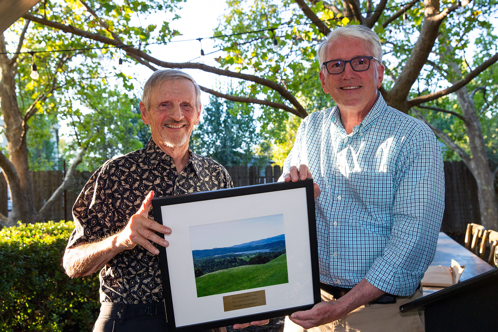 Richard Seiferheld accepts 2022 Acre by Acre Award